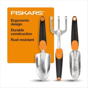 Fiskars 3-Piece Gardening Software Set: Rust-Resistant Trowel, Transplanter, and Cultivator for Out of doors Planting – Ergonomic Yard Instruments Package – Excellent Gardening Items for