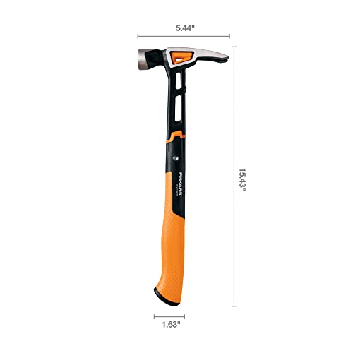 Fiskars Professional IsoCore 20 oz Multi-Function Hammer (15.5") - Options Rip Claw, Shock-Absorbing Grip, and Magnetic Nail Starter - Superb for House Enchancment, DIY, and Carpentry